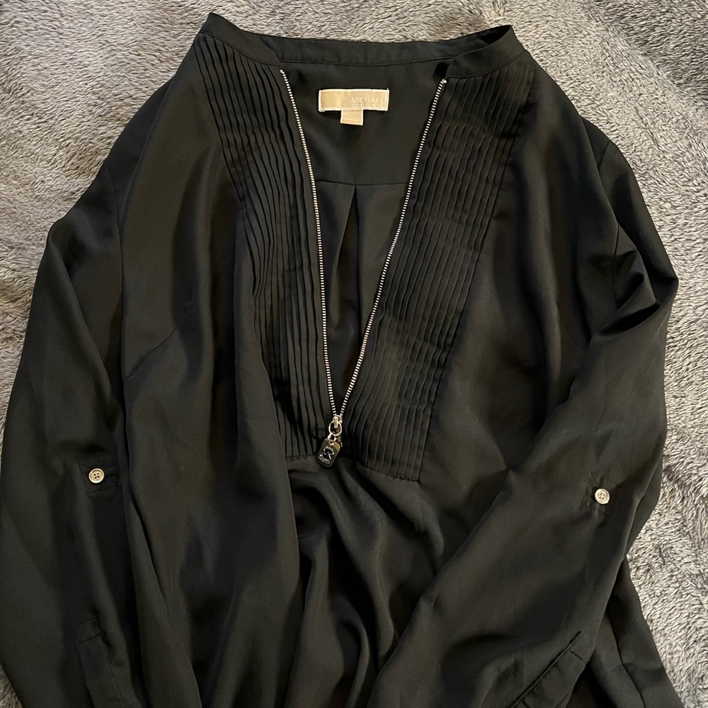 Michael KORS black blouse with zipper